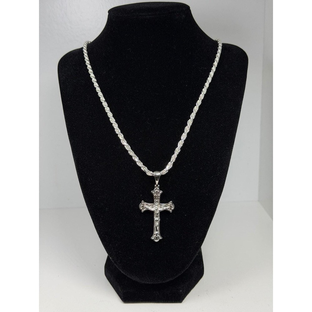 Sterling Silver Crucifix Cross Pendant Necklace 24 Inch 3.5mm Rope Chain 925